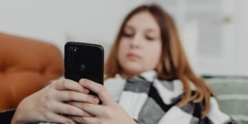 The Digital Detox Trend Taking Over 2026